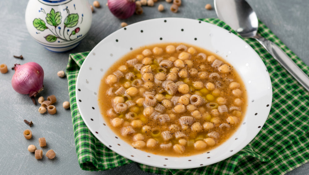 Minestra di pasta al farro e ceci